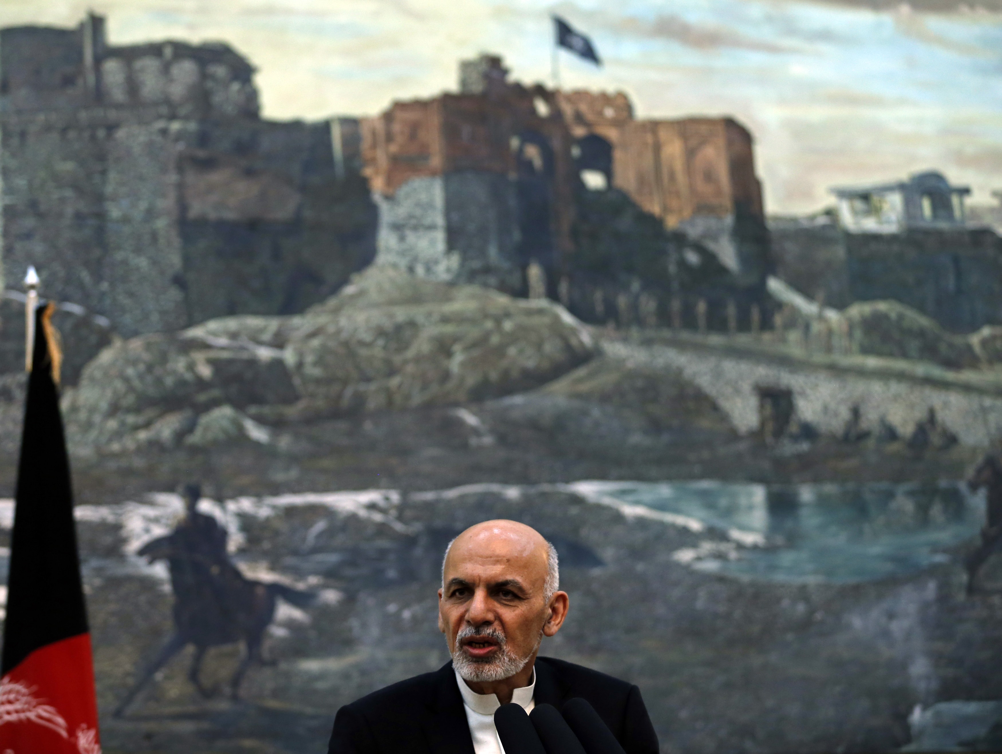 Afghanistan's President Ashraf Ghani speaks during a news conference in Kabul, 1 November 2014, REUTERS/Mohammad Ismail