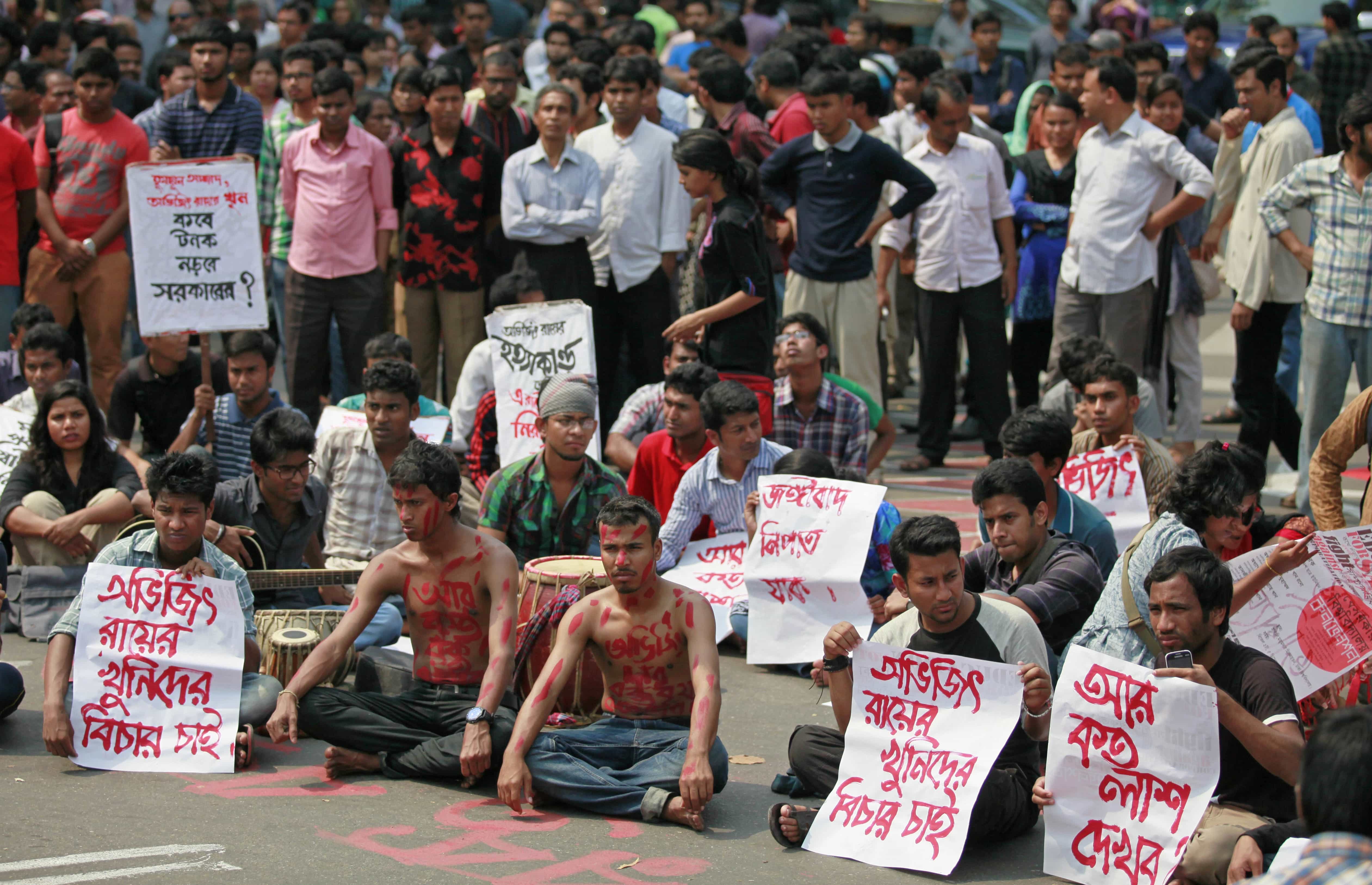 Bangladeshi students and social activists protest against the killing of Avijit Roy, in Dhaka, Bangladesh, 27 February 2015, AP Photo/ A.M. Ahad