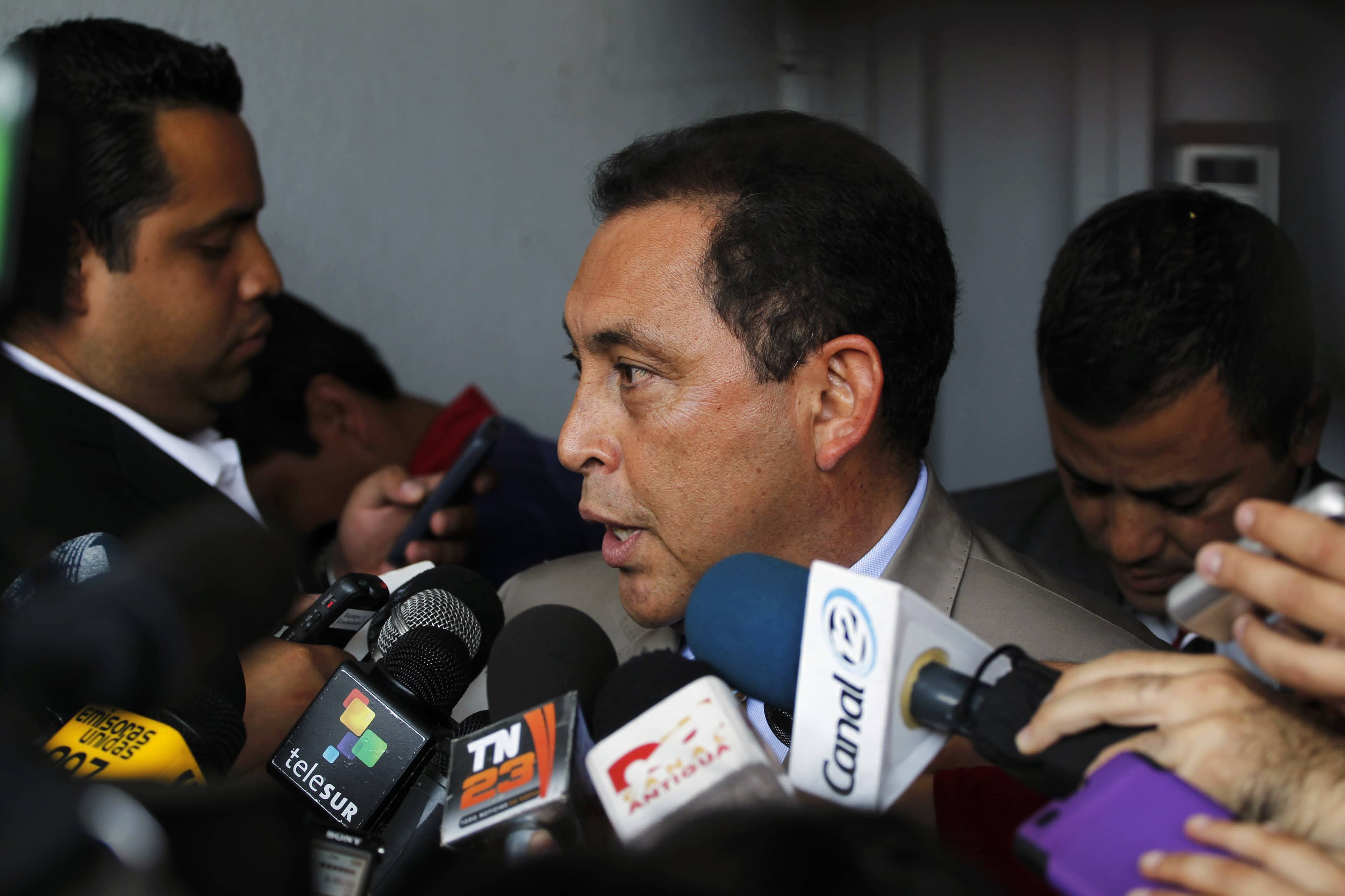 Mauricio Lopez Bonilla, head of the Ministry of the Interior, which approved the creation of the new institution, REUTERS/Jorge Dan Lopez