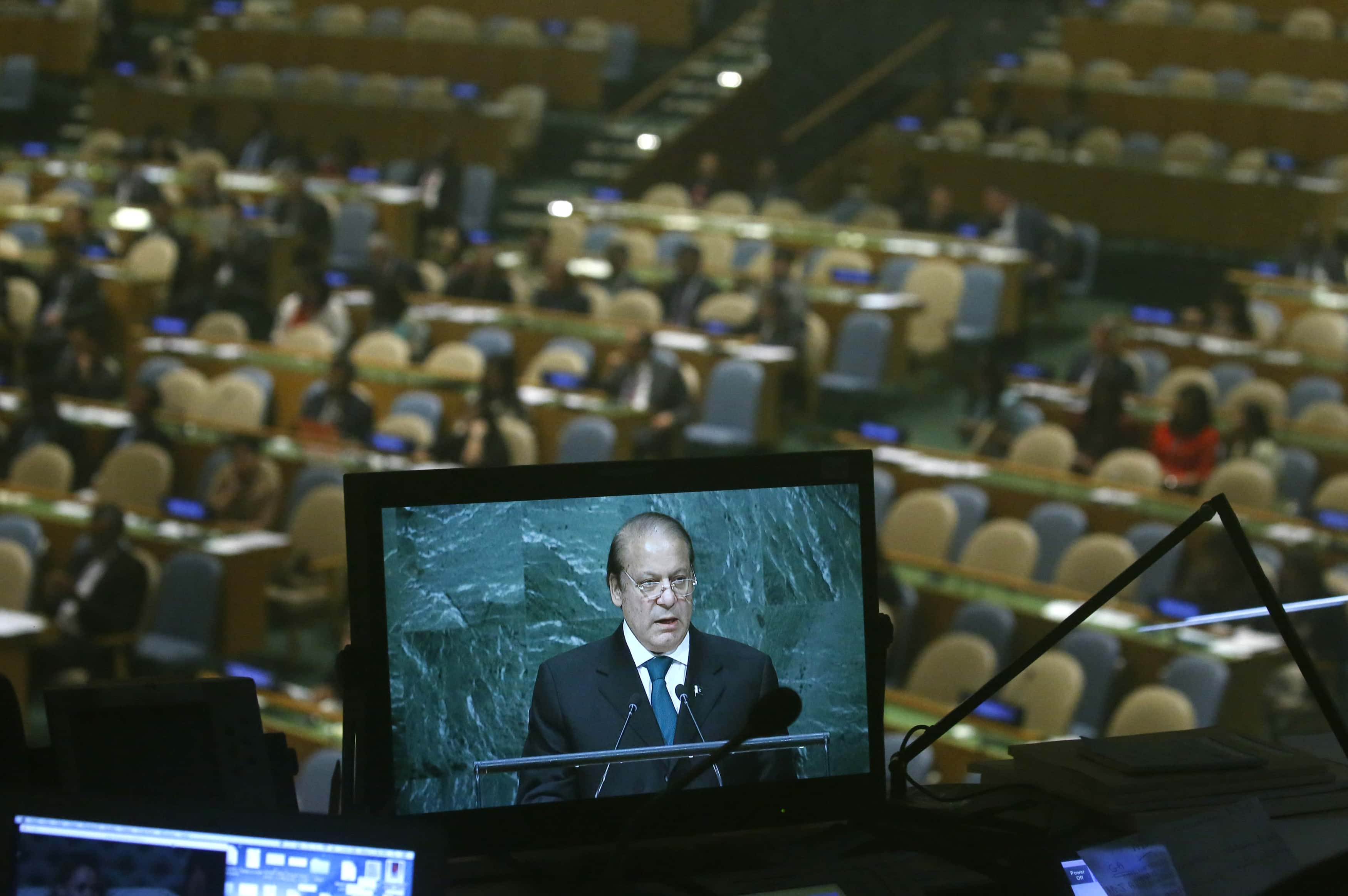 Prime Minister Nawaz Sharif of Pakistan is seen on a monitor as he addresses the United Nations General Assembly in New York, U.S., 21 September 2016, REUTERS/Carlo Allegri