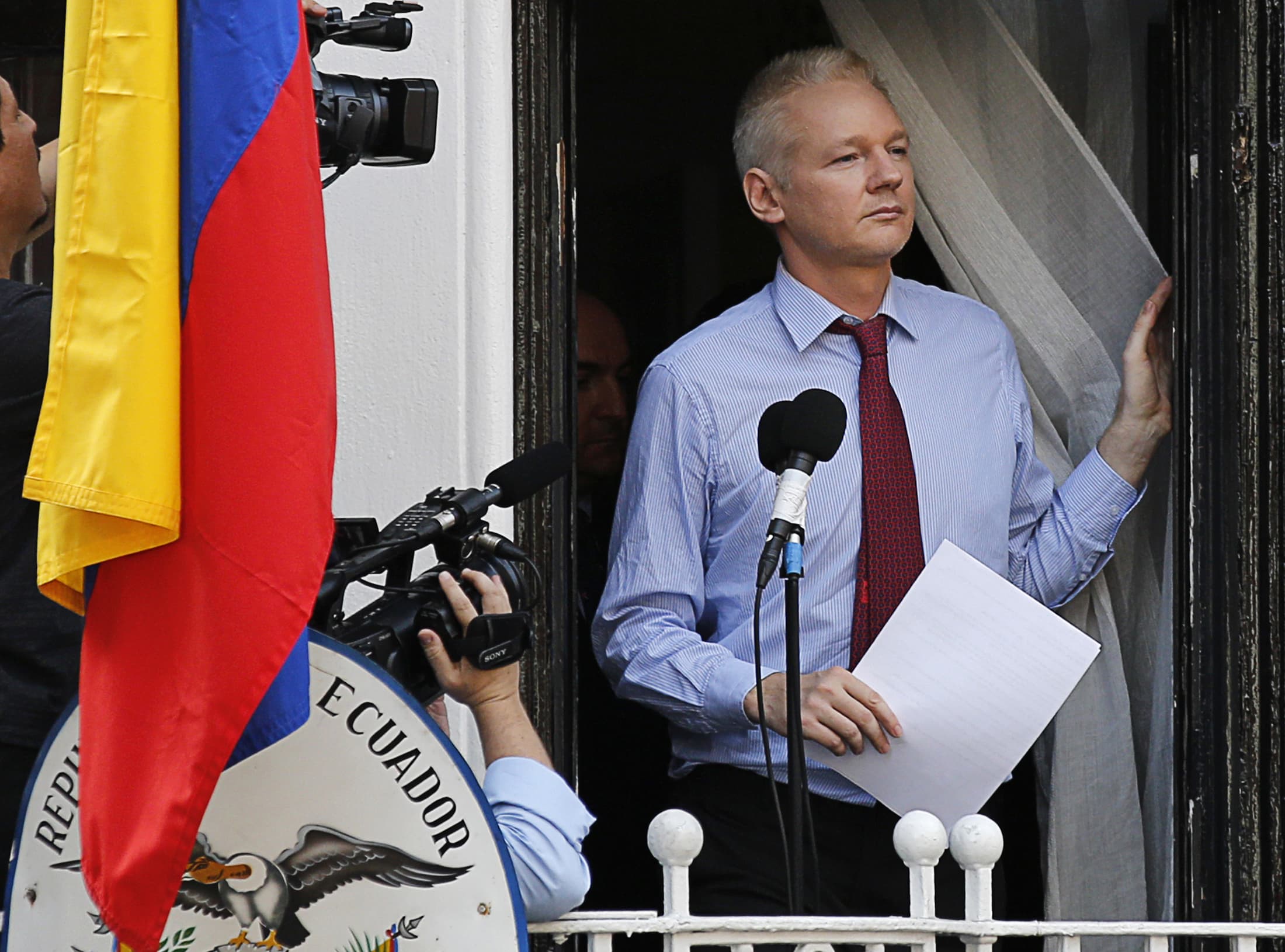 The potential extradition of Julian Assange to the U.S. would seriously harm freedom of information, says RSF. , Chris Helgren / REUTERS