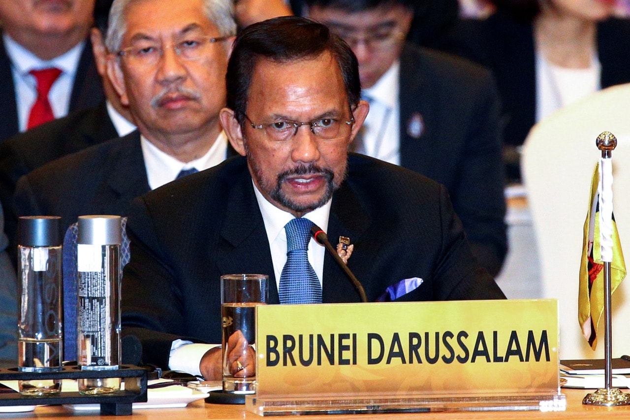Brunei's Sultan Hassanal Bolkiah speaks during an Asia Cooperation Dialogue (ACD) meeting at the Foreign Ministry in Bangkok, Thailand, 10 October 2016, REUTERS/Athit Perawongmetha