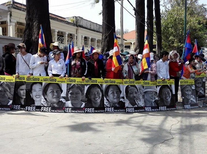 A protest calling for the release of the land rights activists, 25 January 2015, CCHR