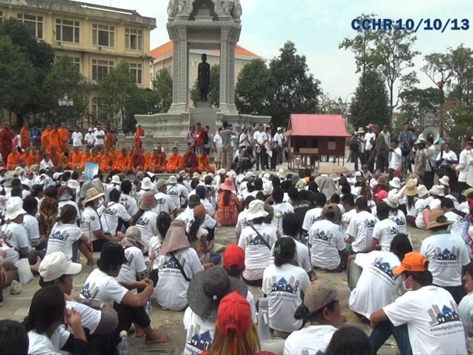 World Habitat Day gathering in Phnom Penh, 10 October 2013, CCHR