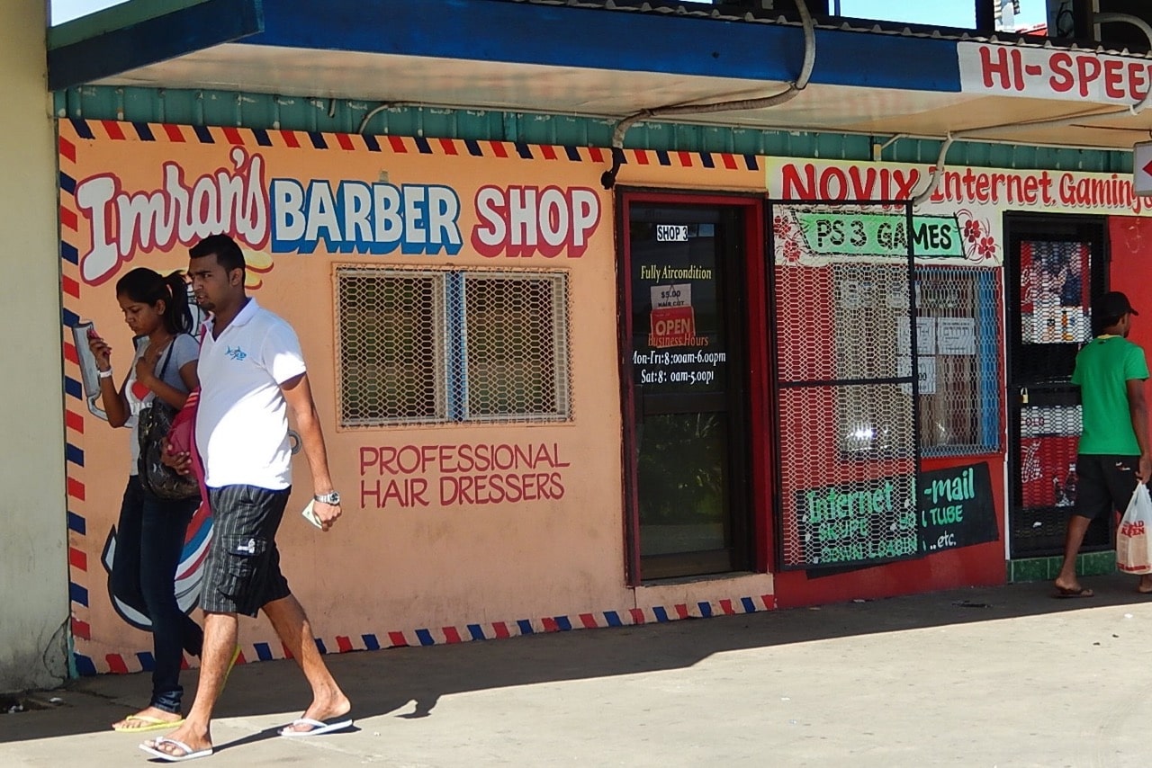 An internet gaming shop in Nadi, Fiji, 11 May 2014, Flickr/Michael Coghlan, Attribution-ShareAlike 2.0 Generic (CC BY-SA 2.0)
