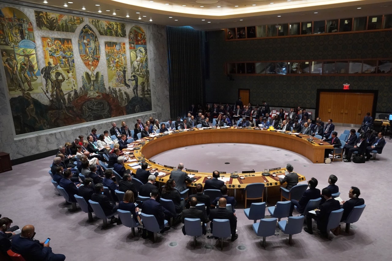 Members of the UN Security Council gather for a meeting on North Korea, at the United Nations in New York, 27 September 2018, DON EMMERT/AFP/Getty Images