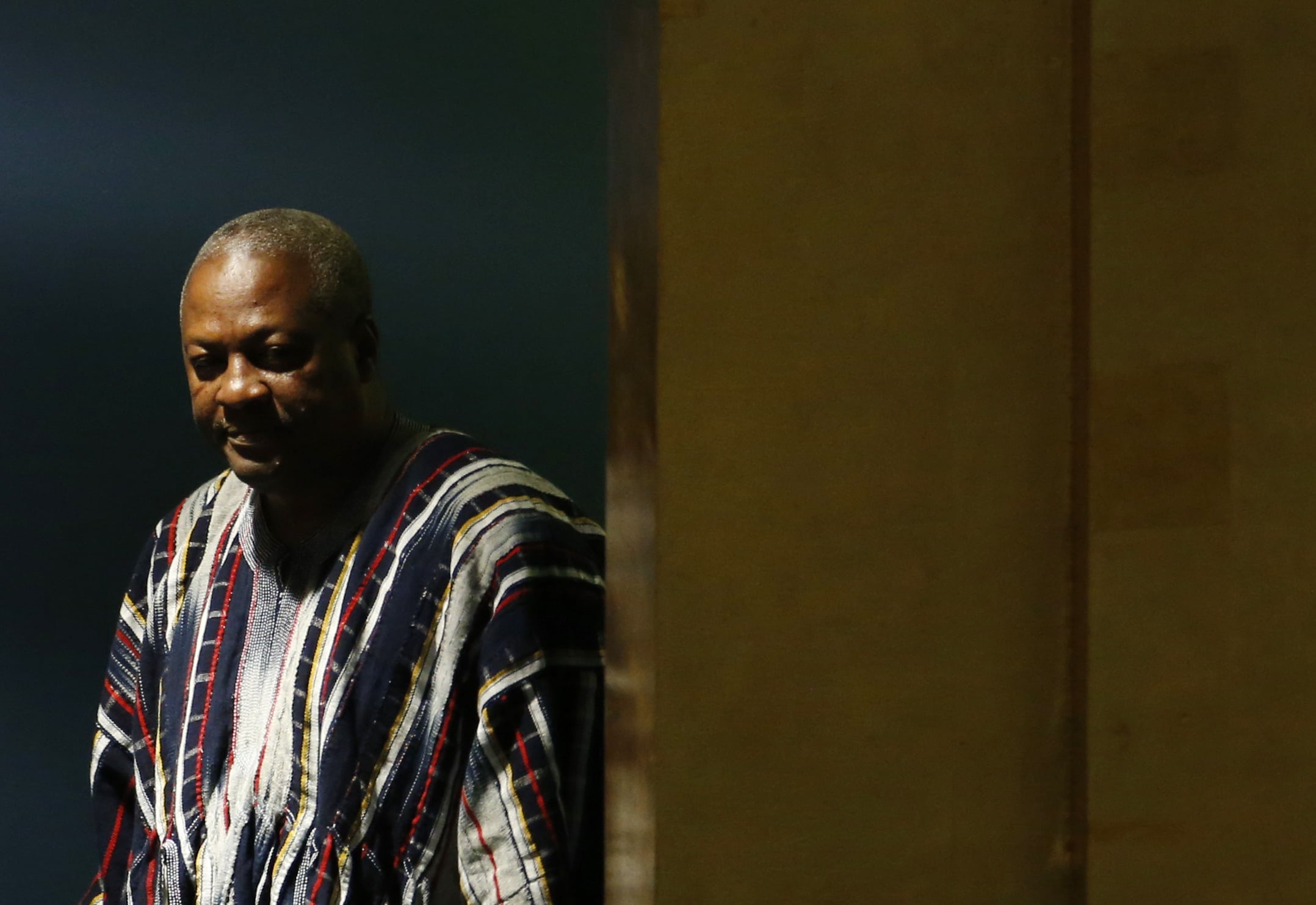 President John Dramani Mahama of Ghana arrives to address attendees during the 70th session of the United Nations General Assembly in New York, 30 September 2015, REUTERS/Mike Segar