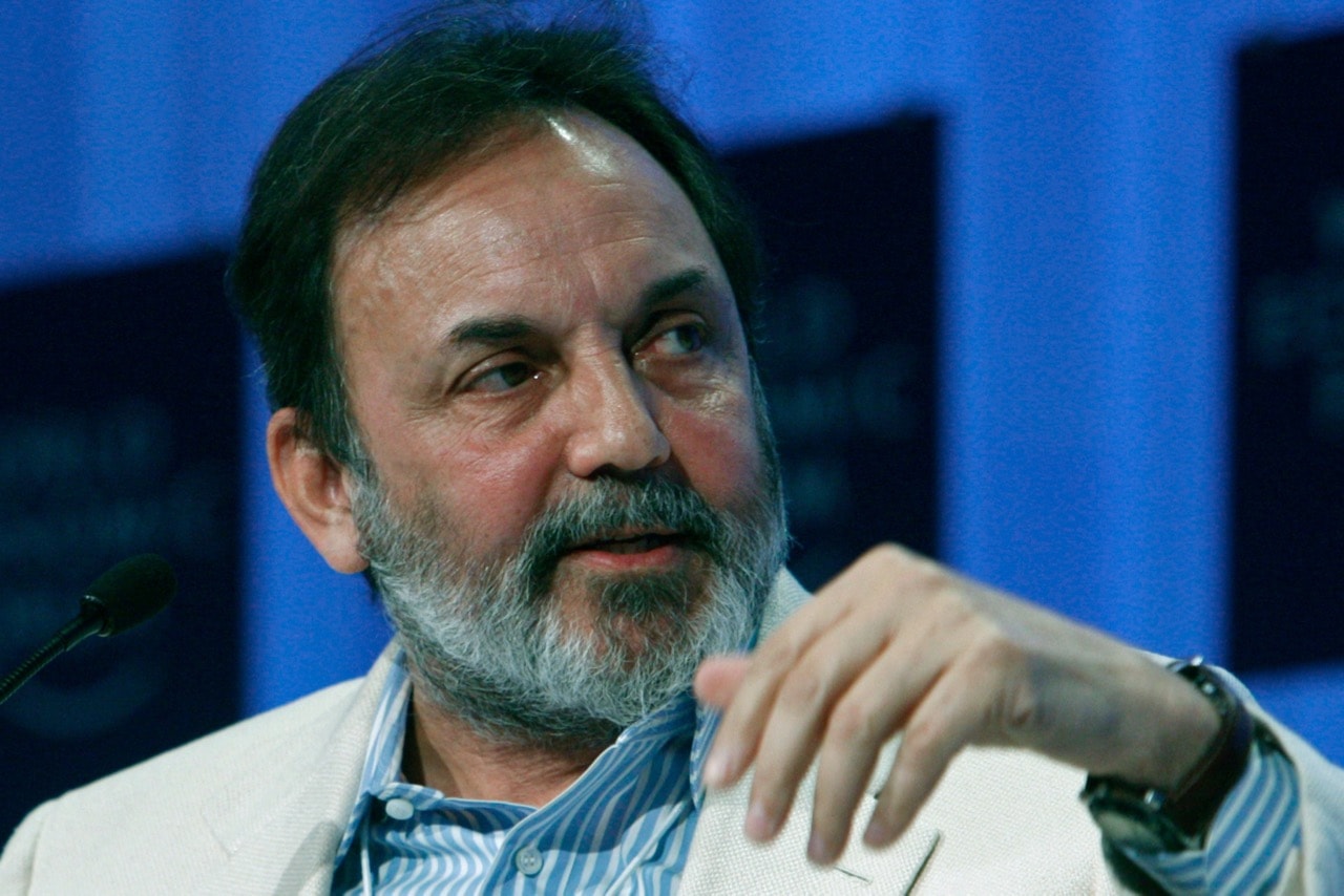 Prannoy Roy, Chairman of New Delhi Television (NDTV), India, gestures while speaking on a panel at the World Economic Forum in Davos, Switzerland, 29 January 2010, AP Photo/ Michel Euler