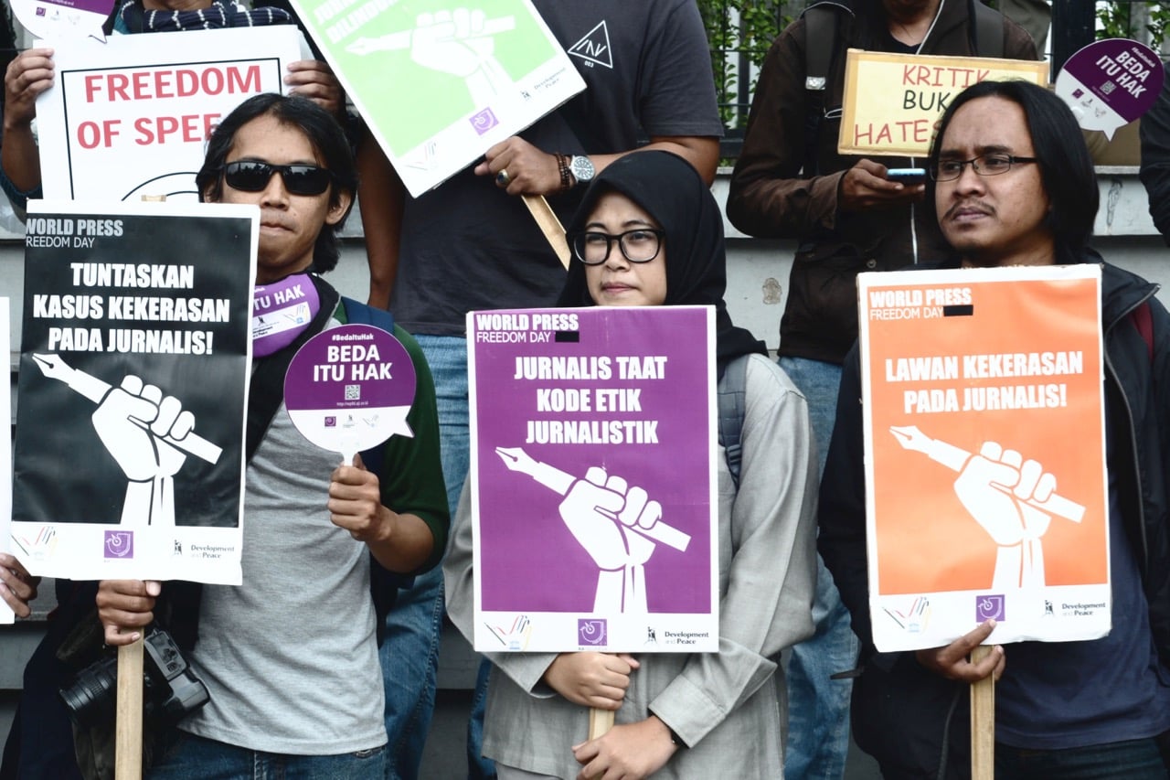 Indonesian journalists observe World Press Freedom Day in Bandung, Indonesia, 3 May 2016, Jefta Images / Barcroft Images / Barcroft Media via Getty Images