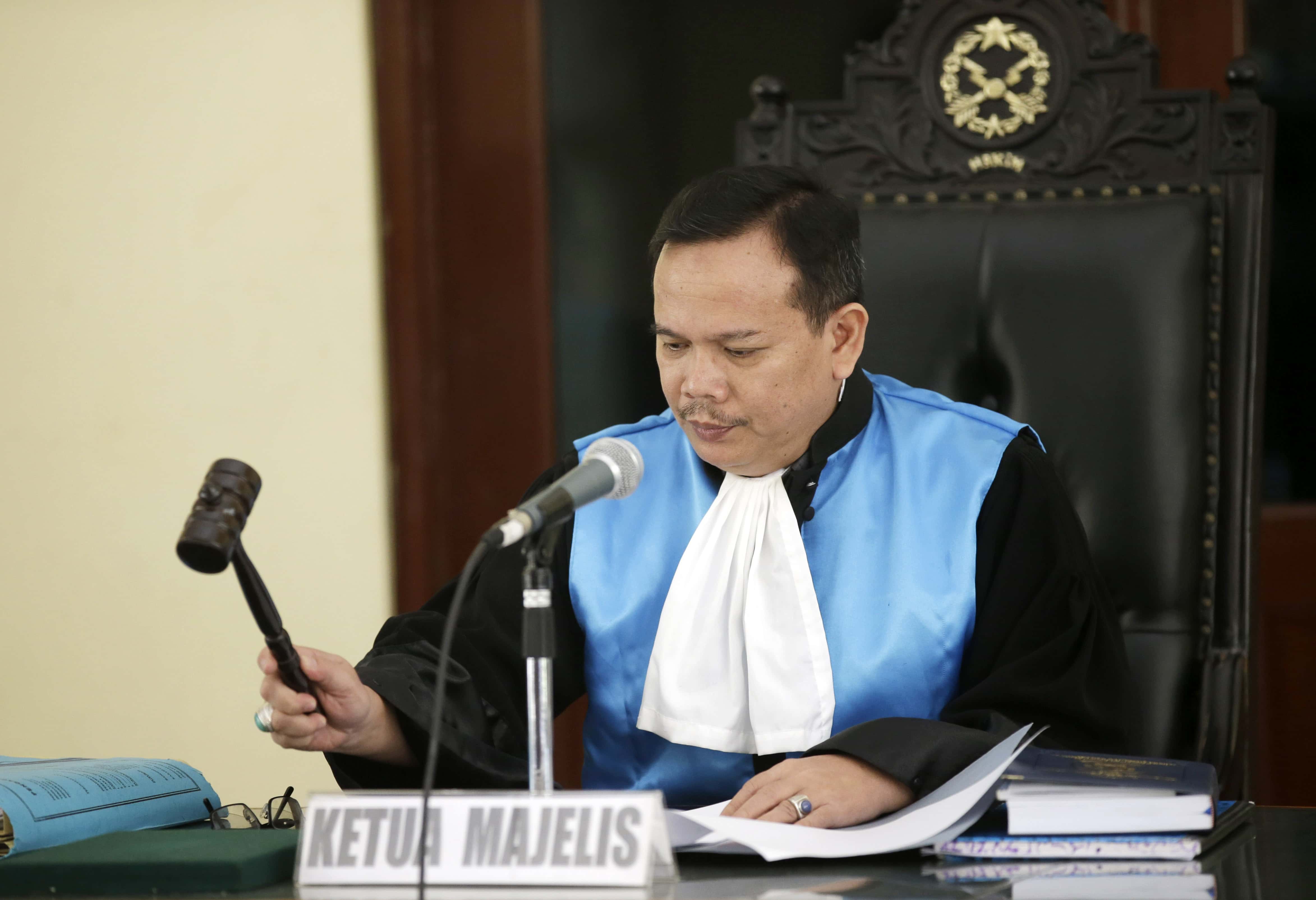 A judge is pictured during a hearing at the State Administrative Court in Jakarta, Indonesia, 22 June 2015, AP Photo/Achmad Ibrahim