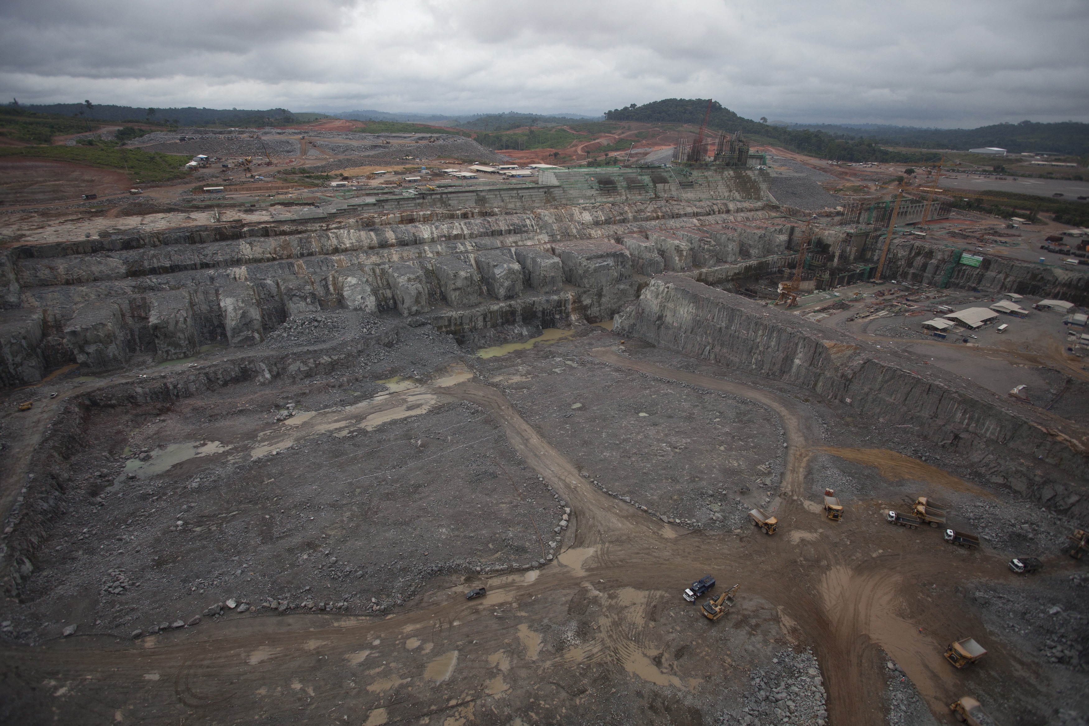 An overview of the site of the Belo Monte hydroelectric dam, planned to be the world's third largest, in Para state, Brazil, 23 November 2013, REUTERS/Paulo Santos