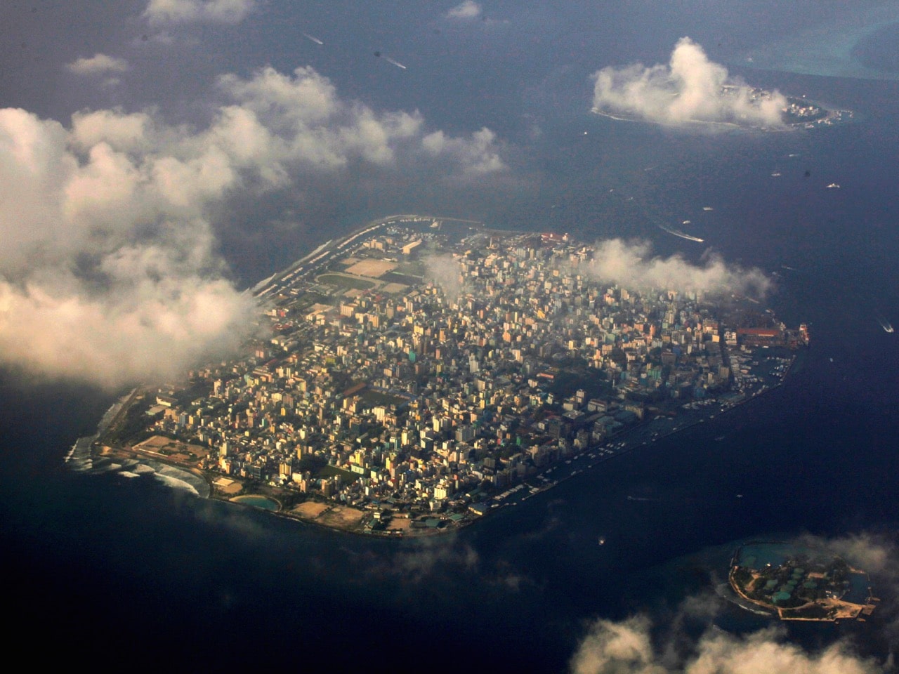 An aerial view of the Maldives capital Male, 9 December 2009, REUTERS/Reinhard Krause/File photo