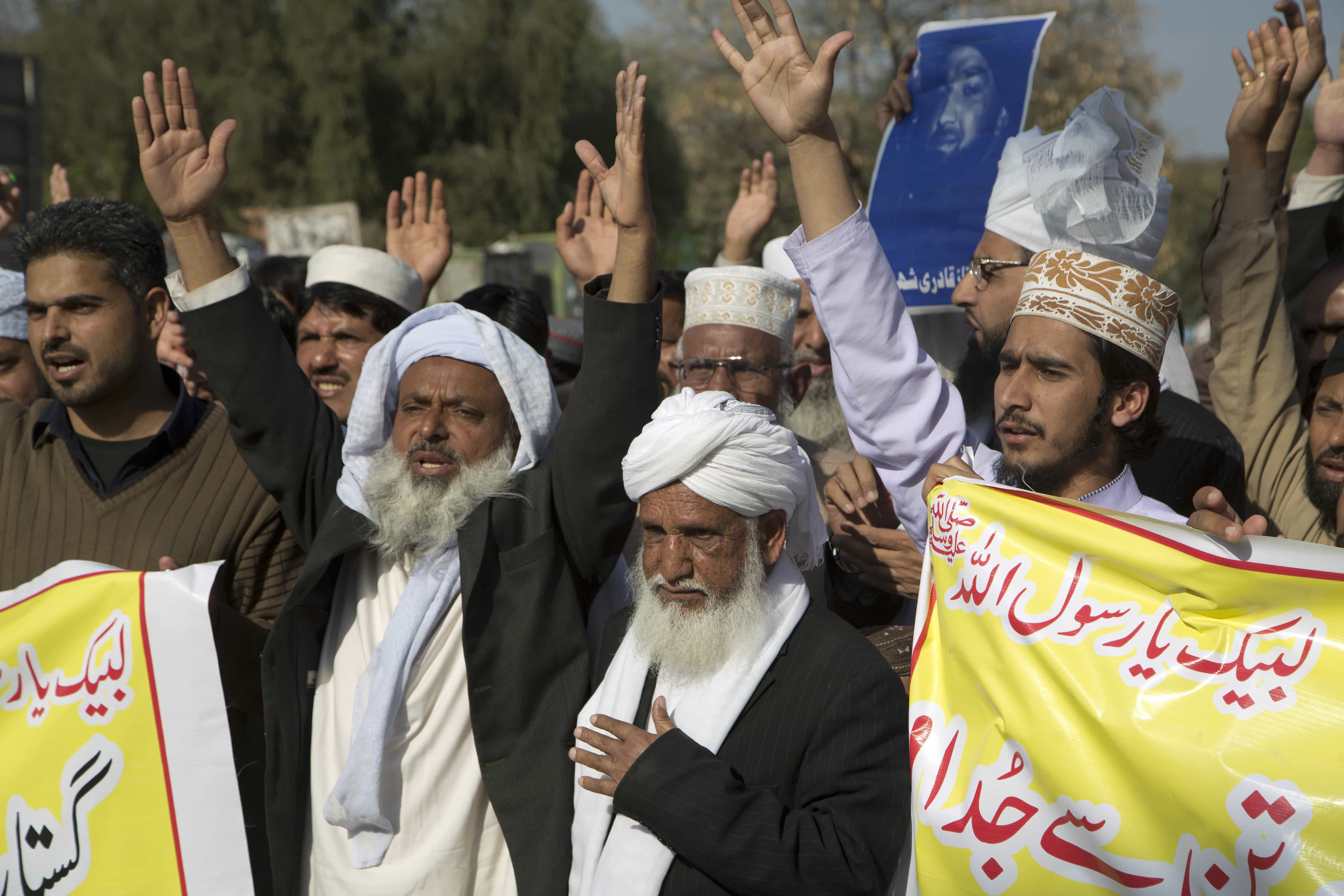 People rally against bloggers and blasphemous content on social media, in Islamabad, Pakistan, 17 March 2017, AP Photo/B.K. Bangash