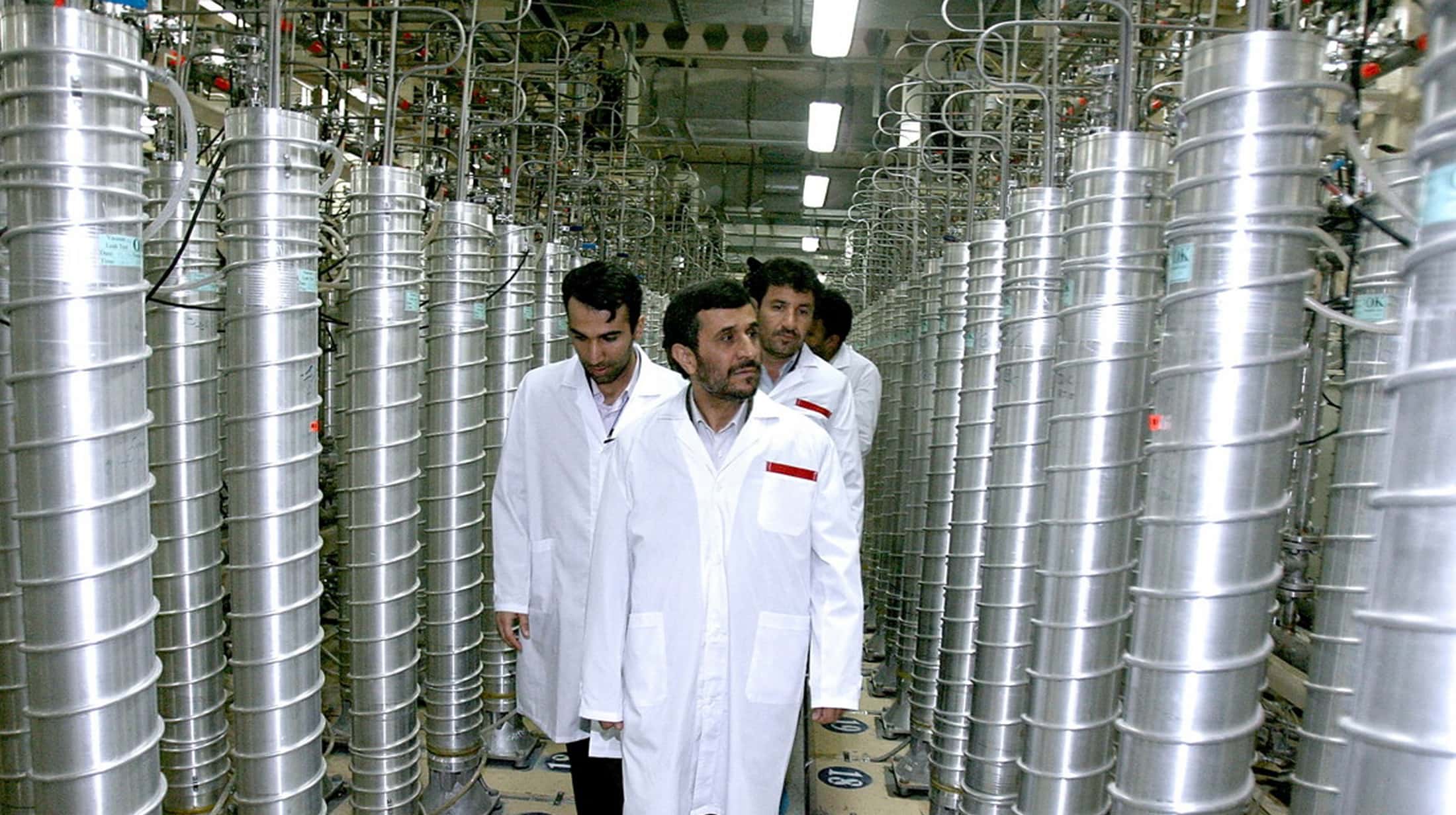 Former Iranian President Mahmoud Ahmadinejad visits the Natanz nuclear enrichment facility, south of Tehran on 8 April 2008, REUTERS/Presidential official website/Handout (IRAN)