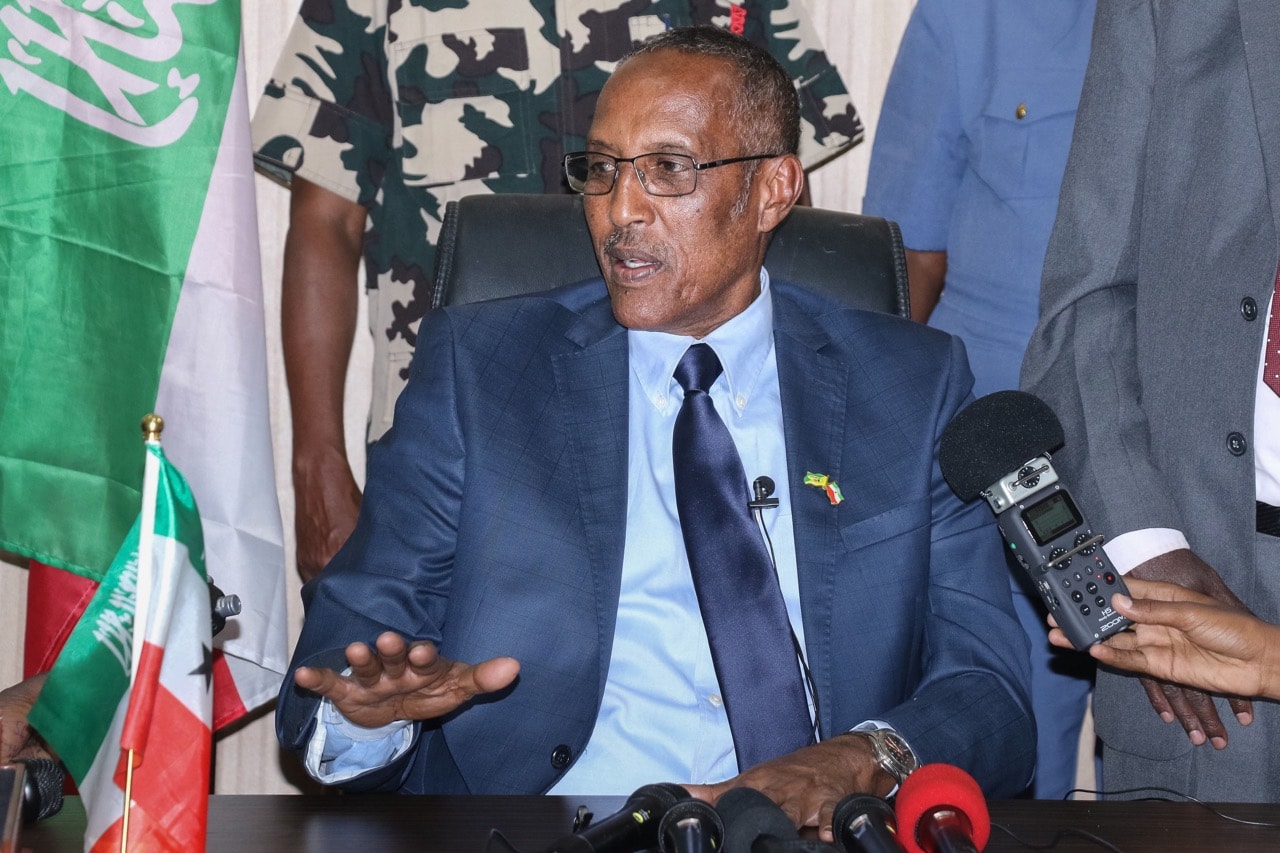 Newly elected Somaliland President Muse Bihi Abdi speaks during a press conference in Hargeisa, Somaliland, 21 November 2017, STR/AFP/Getty Images