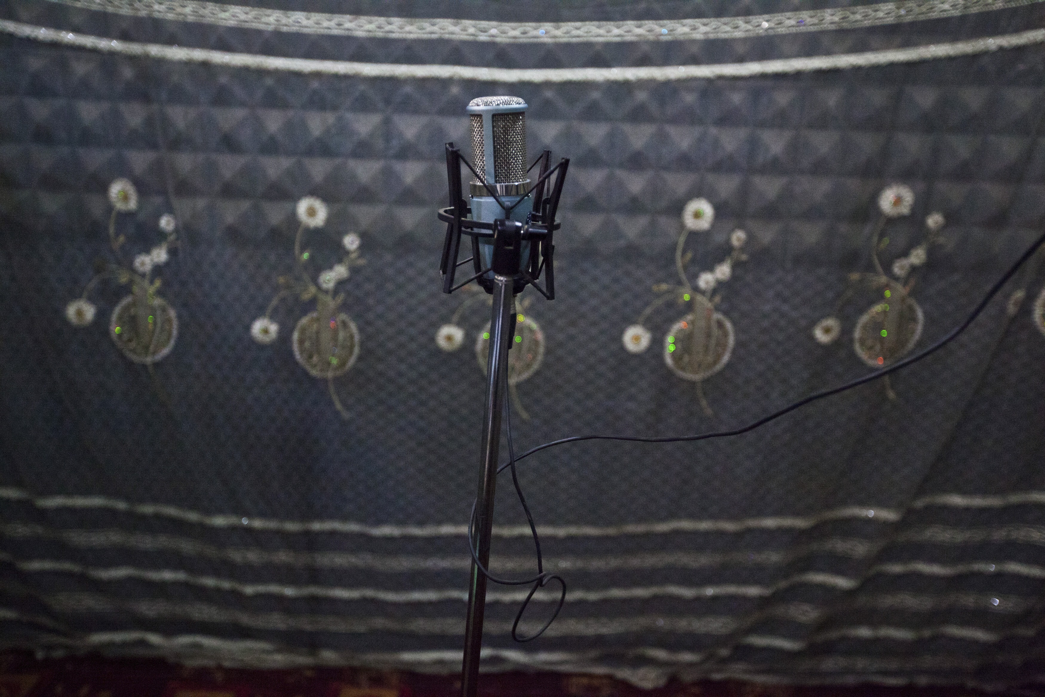 A microphone is seen inside Bakhita Radio station in Juba, 28 May 2012, REUTERS/Adriane Ohanesian