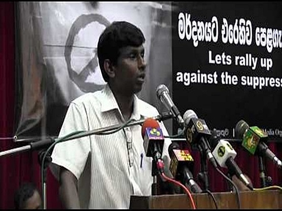 http://www.ifj.org/nc/news-single-view/backpid/33/article/ifj-and-samsn-condemn-threats-to-sri-lankan-journalist/