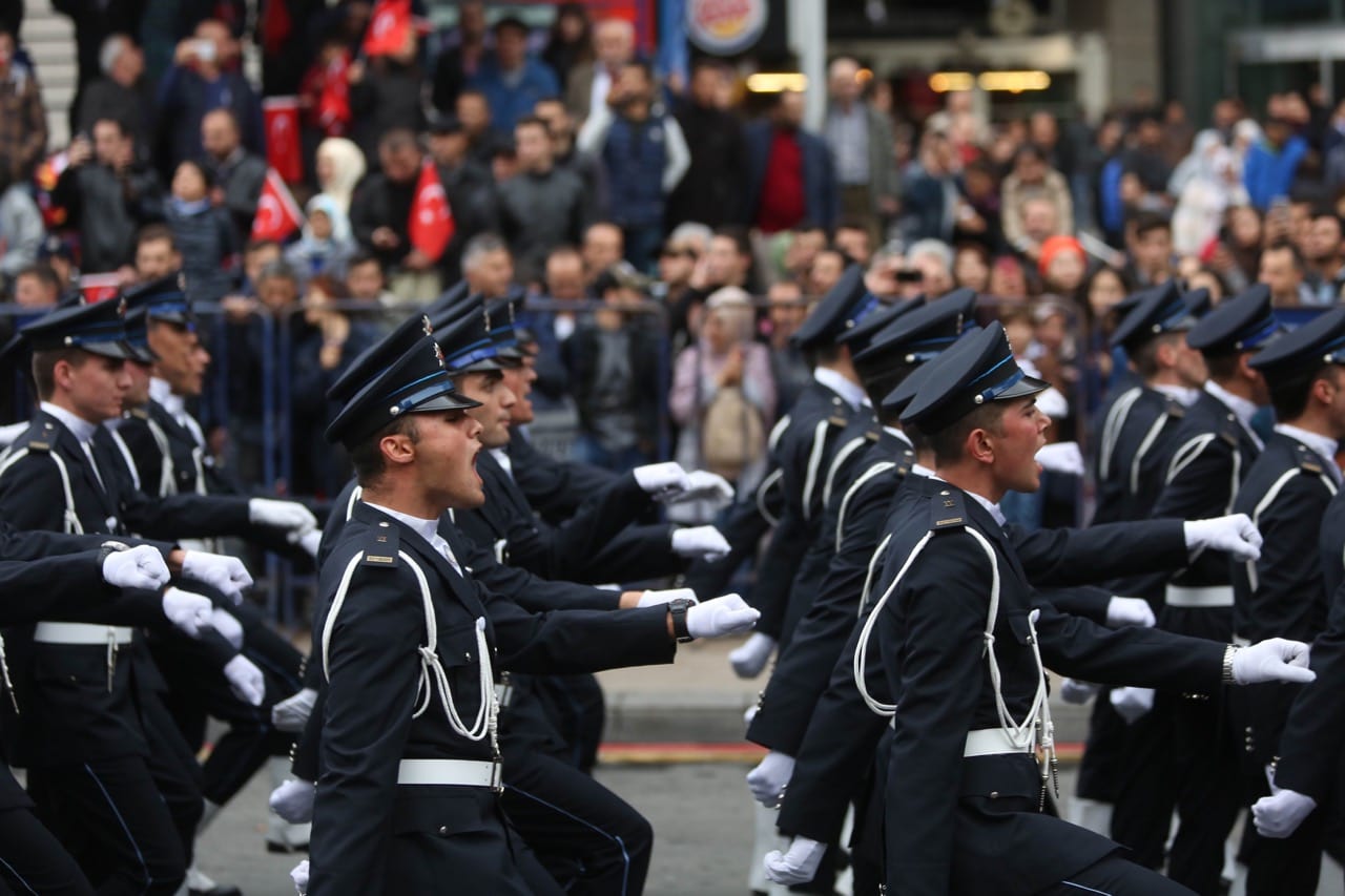 Turkish police officers march during the 94th Republic Day parade, in Ankara, 29 October 2017, ADEM ALTAN/AFP/Getty Images