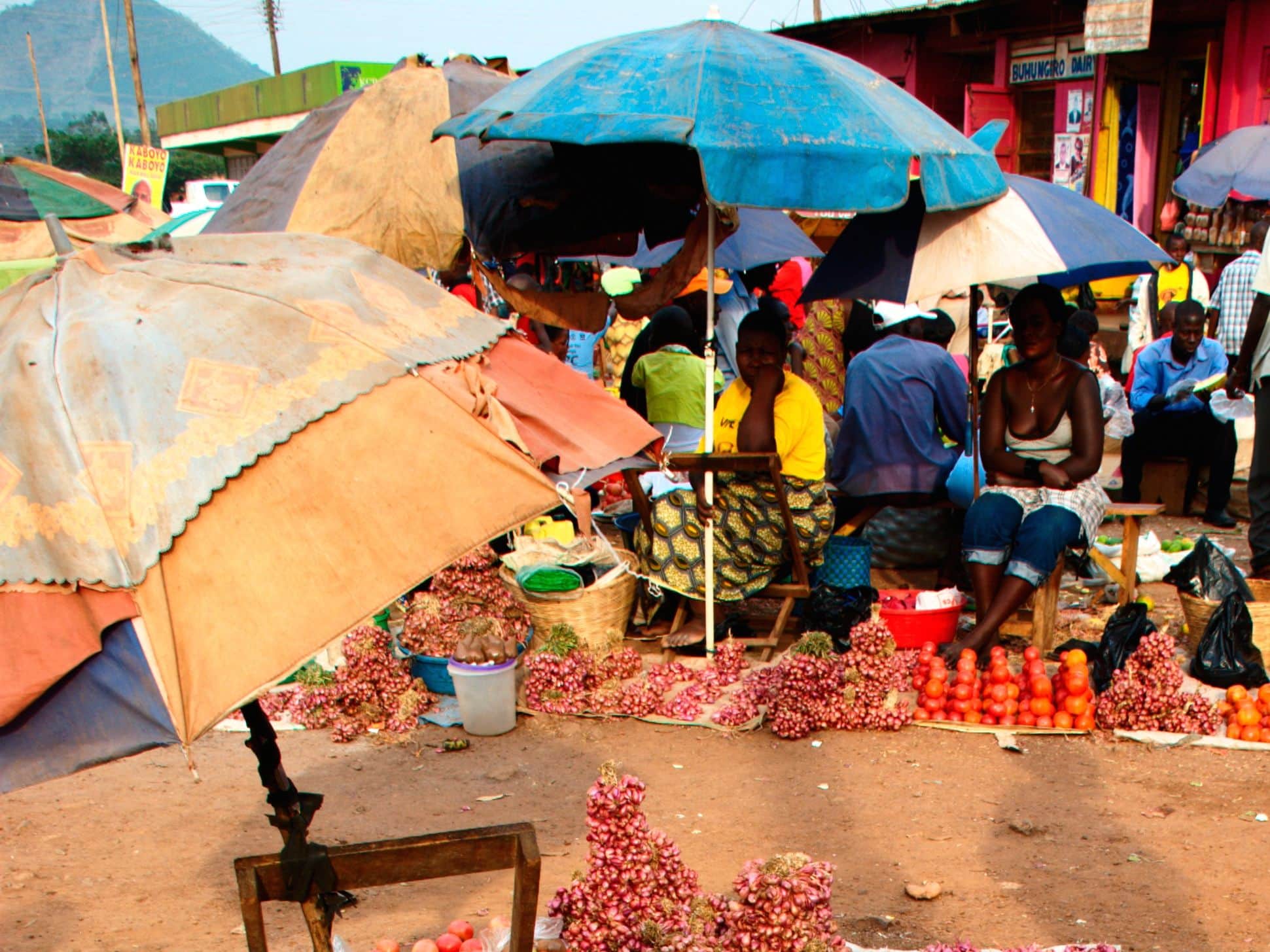 A market in Hoima, Uganda. Two journalists were attacked while covering a scuffle between policemen and butchers at the Hoima Central Market., flöschen/Flickr/http://bit.ly/1jLaq0w