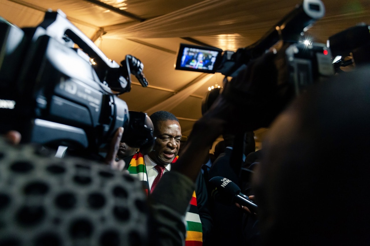 Zimbabwean President Emmerson Mnangagwa speaks to the press after a political parties dialogue meeting in Harare, 6 February 2019, JEKESAI NJIKIZANA/AFP/Getty Images