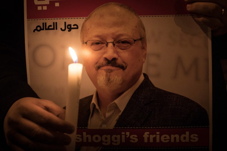 People take part in a candle light vigil to remember journalist Jamal Khashoggi outside the Saudi Arabia consulate on October 25, 2018 in Istanbul, Turkey. (Photo by Chris McGrath/Getty Images)