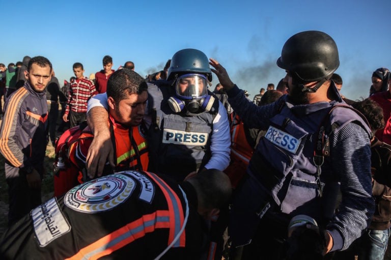 Mainstream media ignores massive civil disobedience for Palestine that shut  down New York's Grand Central Station – Mondoweiss