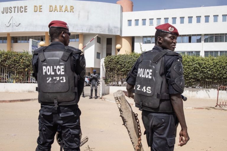 Sénégal : La liberté d'expression et de réunion doit être respectée