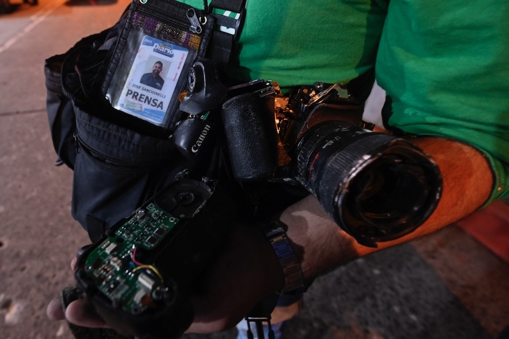 Guatemala: Rights organisations call for guarantees that journalists in exile can safely return